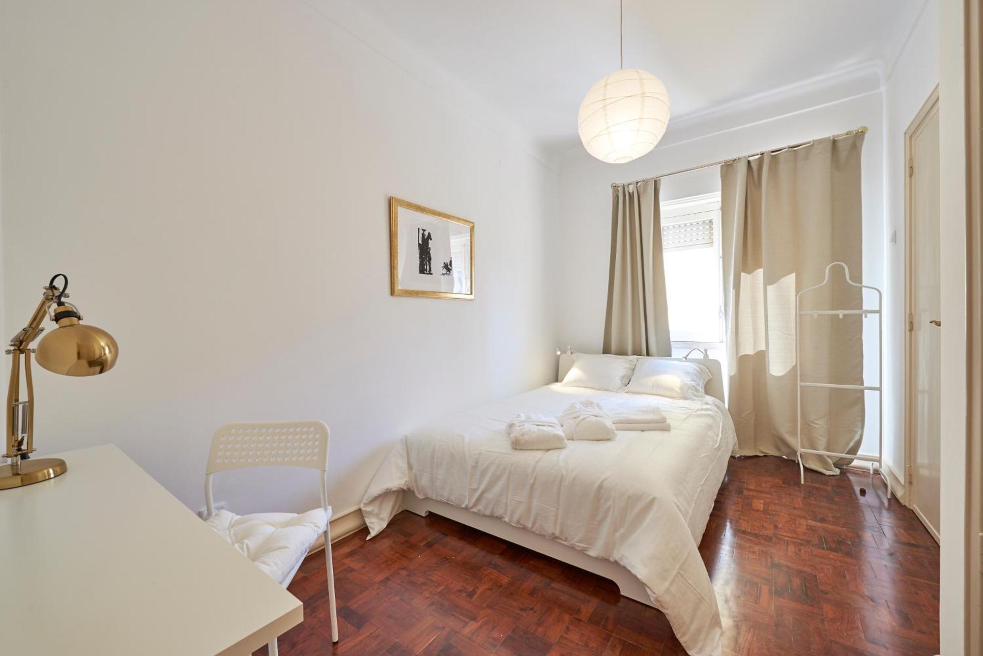 Campo Pequeno Prestige Hotel Lisbon Room photo