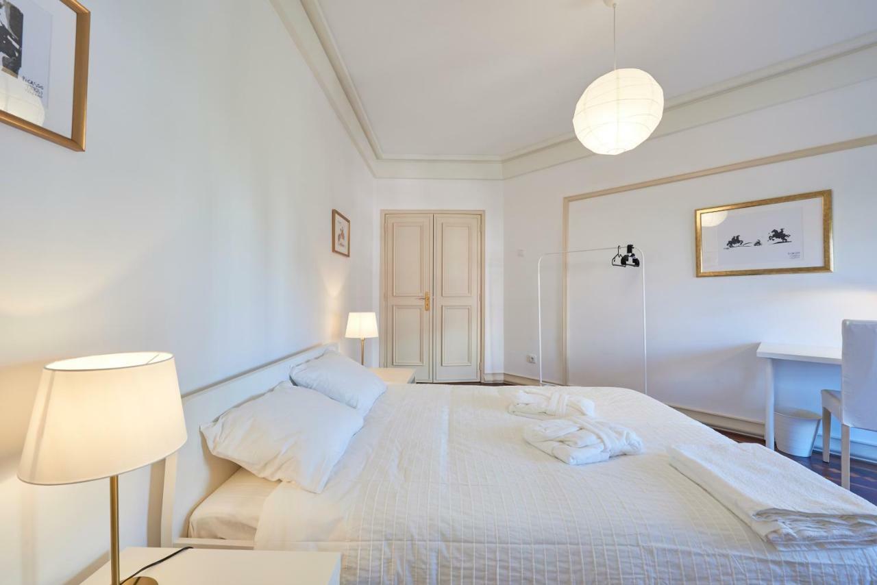 Campo Pequeno Prestige Hotel Lisbon Room photo