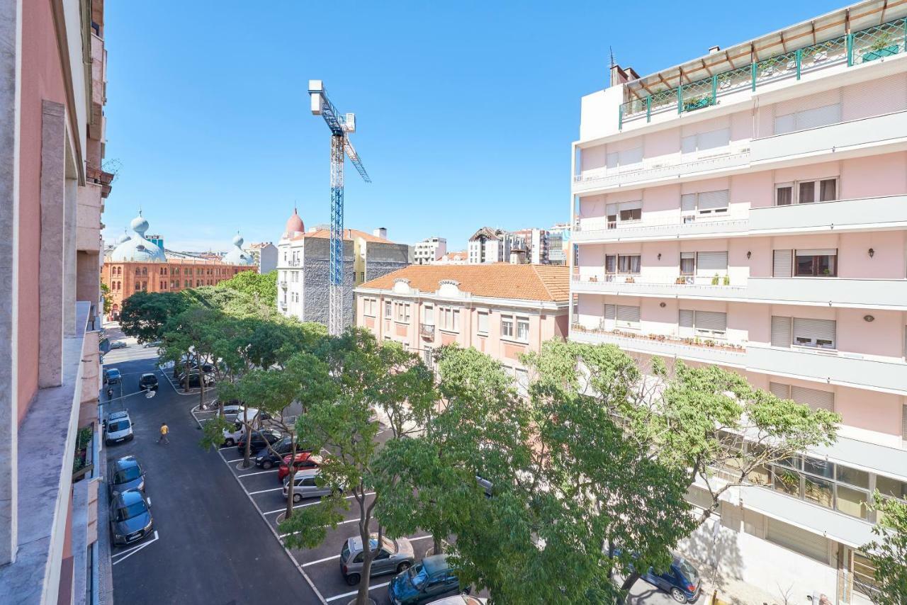 Campo Pequeno Prestige Hotel Lisbon Exterior photo